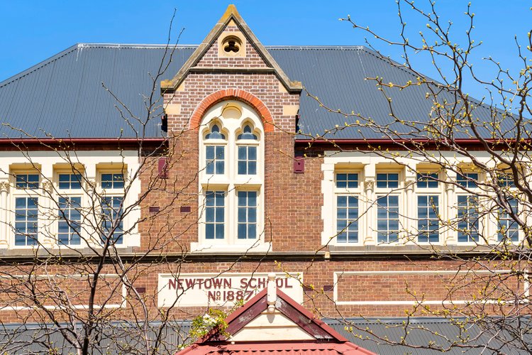 9/270A Pakington Street, Newtown