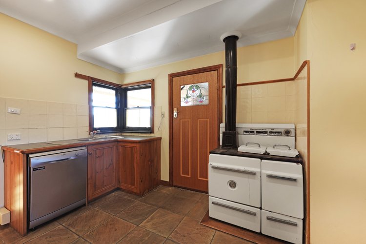 93 Bilton Street, Omeo