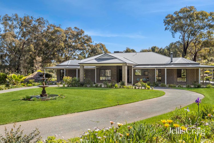 93 Stephen Street Campbells Creek 3451