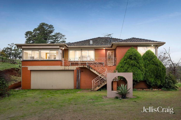 94 Queens Road Silvan 3795