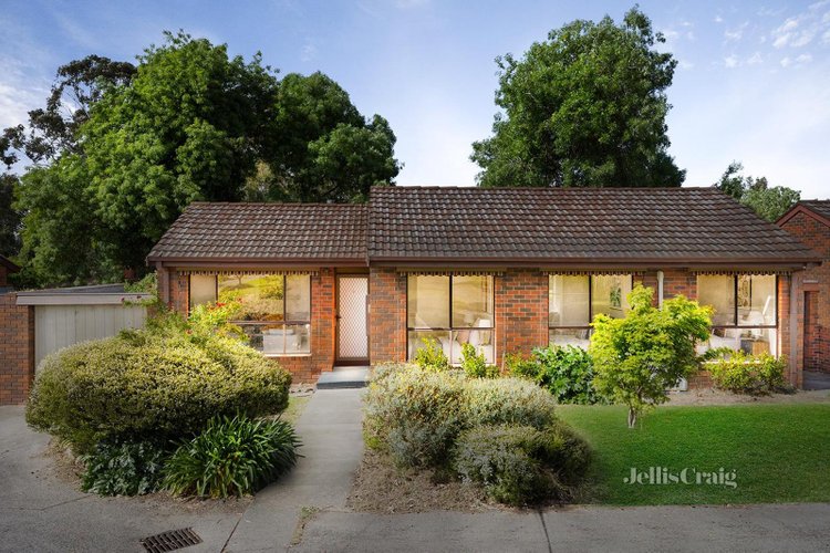 9 49 Vermont Parade Greensborough 3088