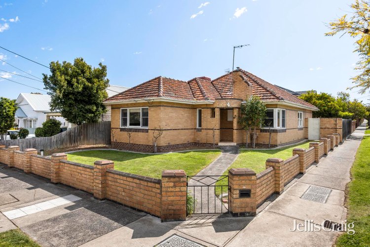 95 Dennis Street Northcote 3070