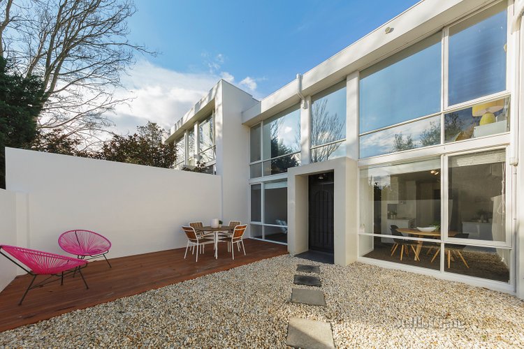 9/5 Northampton Place South Yarra 3141