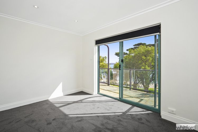 9/50 Eastern Beach Road, Geelong