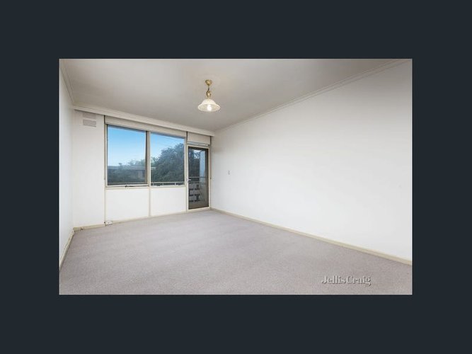 9/56 Tennyson Street Elwood 3184