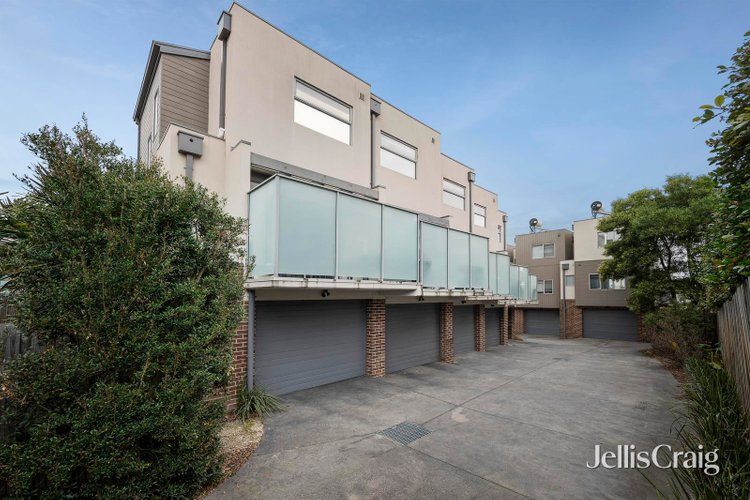 9 6 Berwick Street Lilydale 3140