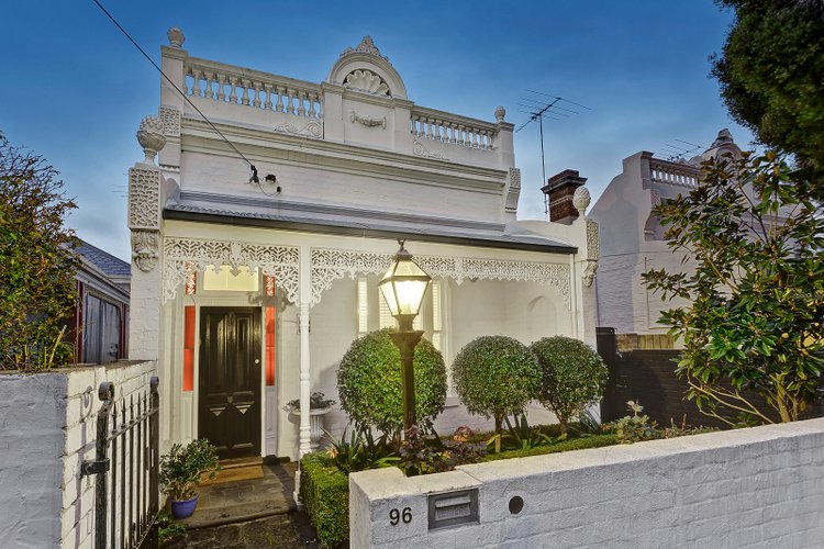 96 Edgevale Road Kew 3101