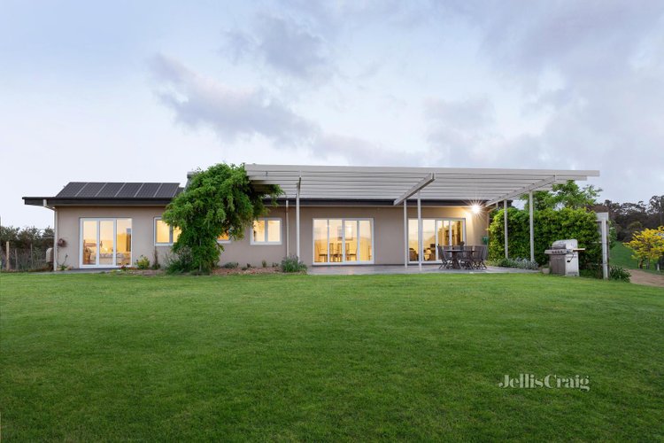 960 Kangaroo Ground St Andrews Road Smiths Gully 3760