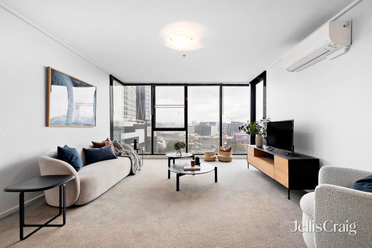 96 99 Whiteman Street Southbank 3006