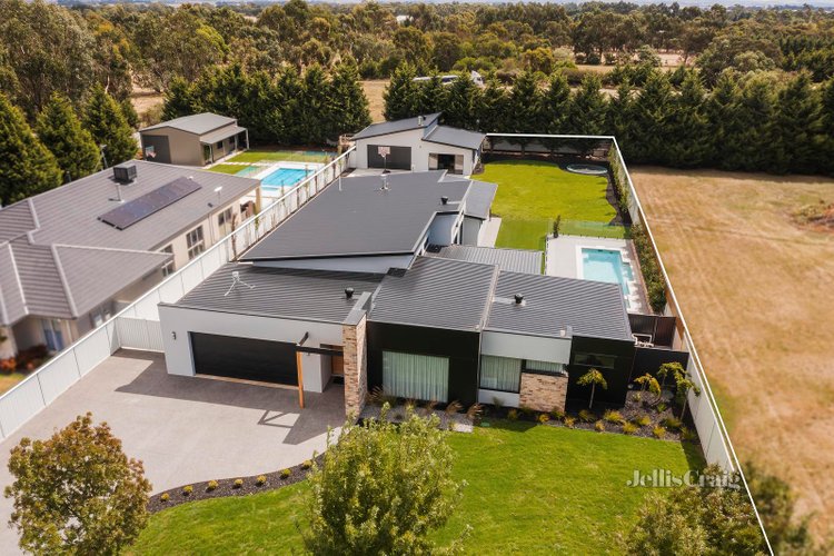 97 Launchley Drive Cardigan 3352