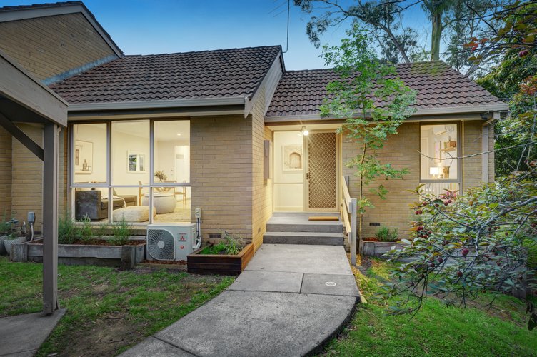 9/76-80 Sherbourne Road Montmorency 3094