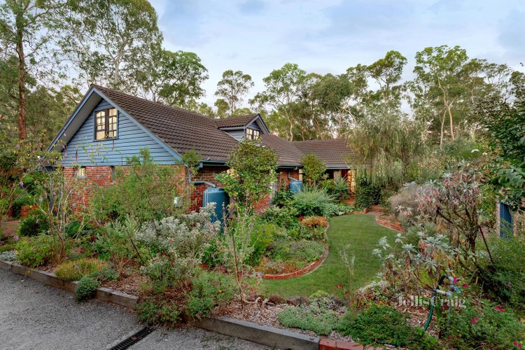 98 Bradleys Lane North Warrandyte 3113