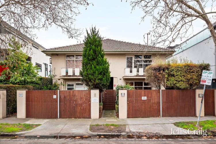 9 8 Docker Street Elwood 3184