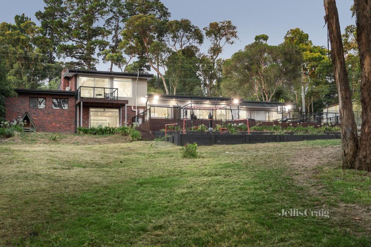 98 Lavender Park Road Eltham 3095