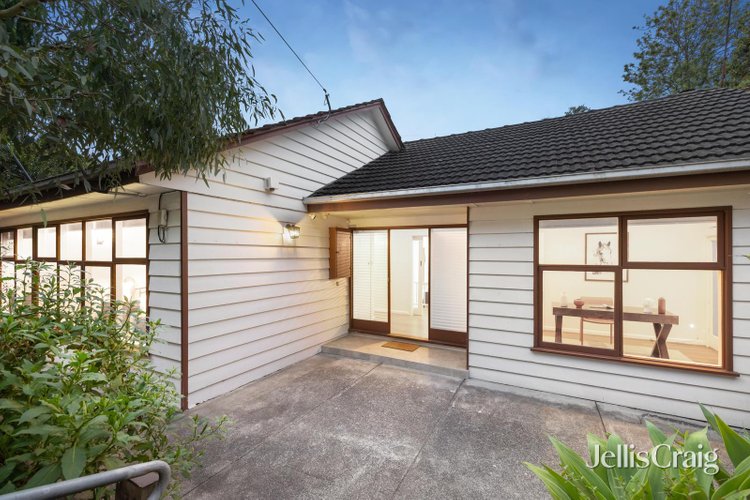 98 Loughnan Road Ringwood North 3134