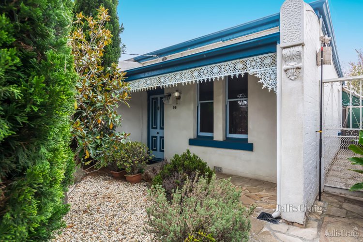 98 Melville Road Brunswick West 3055