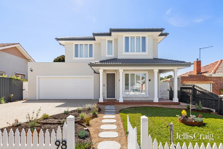 98 Rene Street Preston 3072