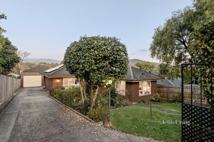 99 Army Road Boronia 3155