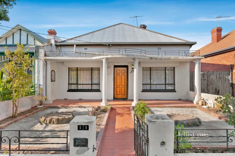99 Clauscen Street Fitzroy North 3068