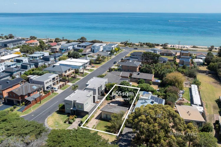 99 Dromana Parade Safety Beach 3936