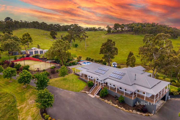 99 Menzies Road Kangaroo Ground 3097