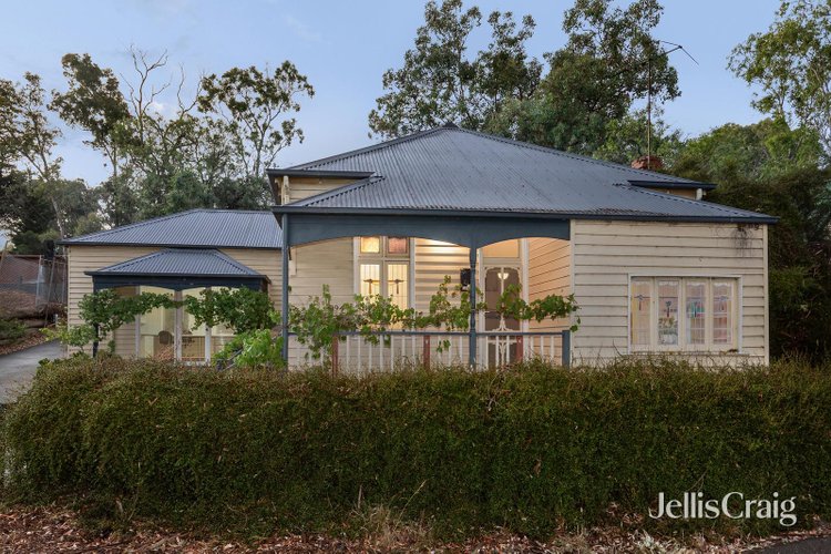 994 Heidelberg Kinglake Road Hurstbridge 3099