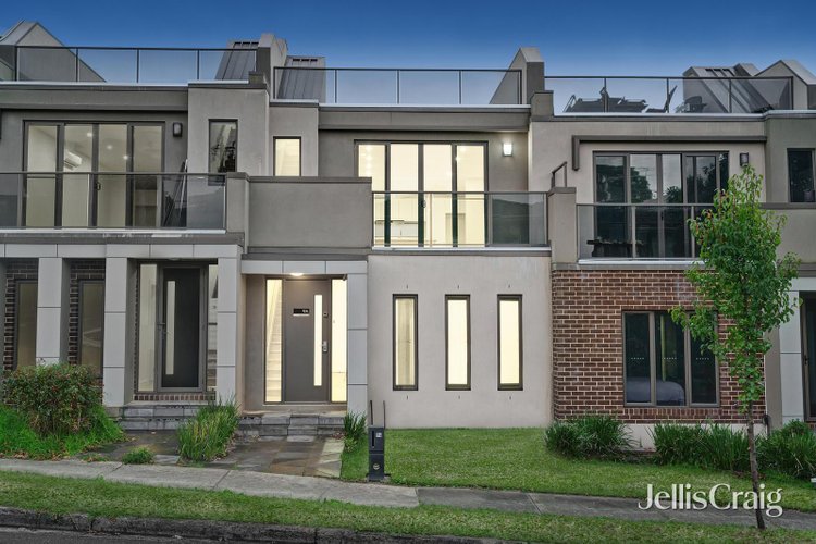 9A Bayley Grove Doncaster 3108