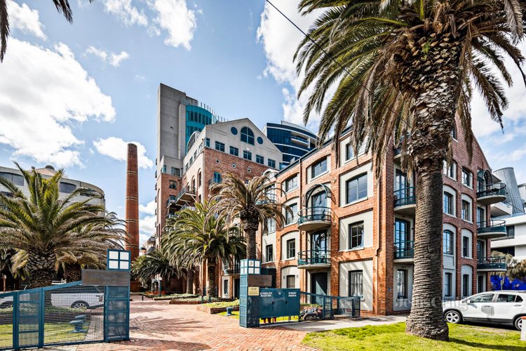 9A 9 Beach Street Port Melbourne 3207
