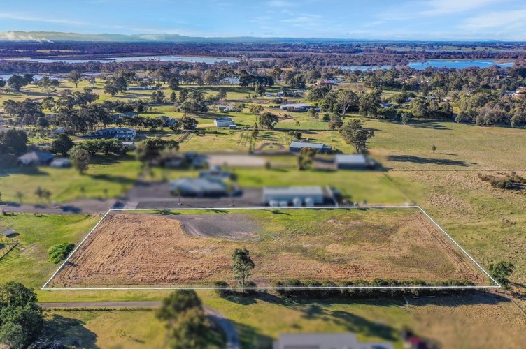 9B Boggy Creek Road, Longford