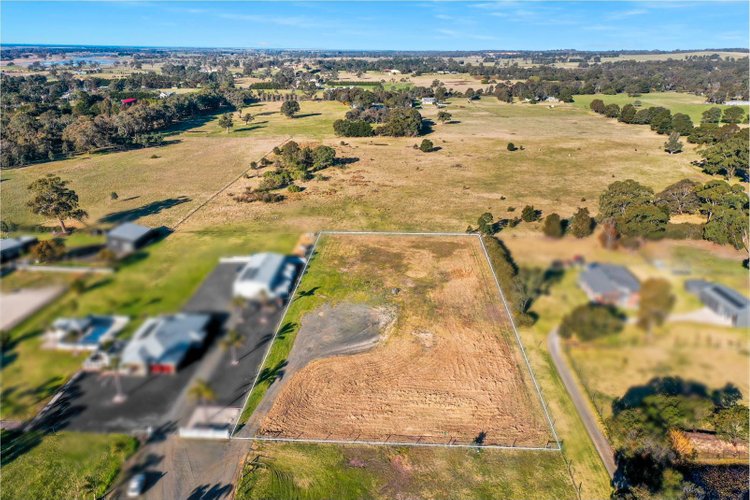 9B Boggy Creek Road, Longford