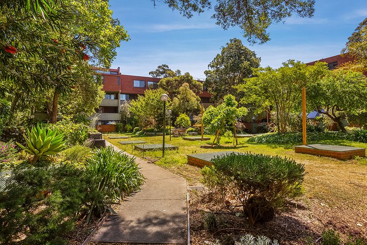A5 335 Abbotsford Street North Melbourne 3051