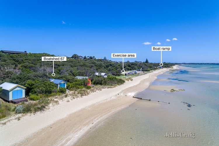 Boatshed 67 Tyrone Foreshore Rye 3941