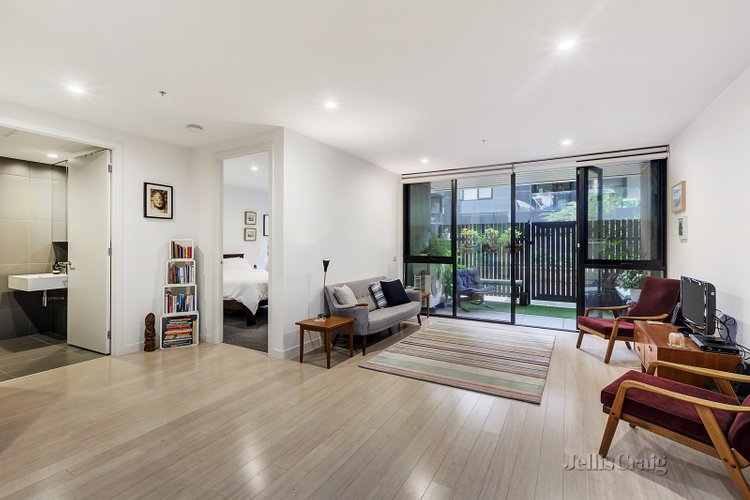 D110/42 Hutchinson Street Brunswick East 3057