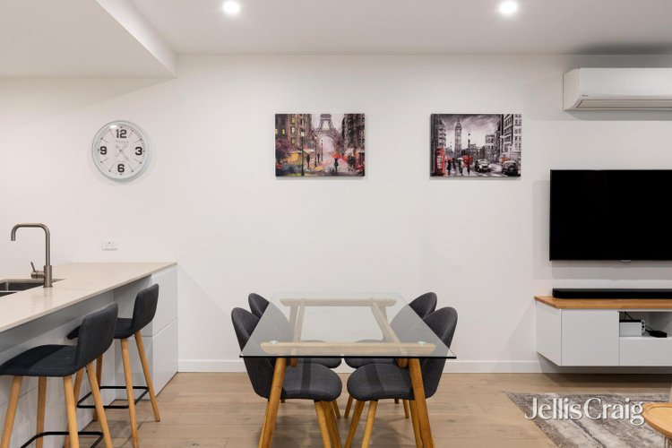 G01b 12 Powlett Street Heidelberg 3084