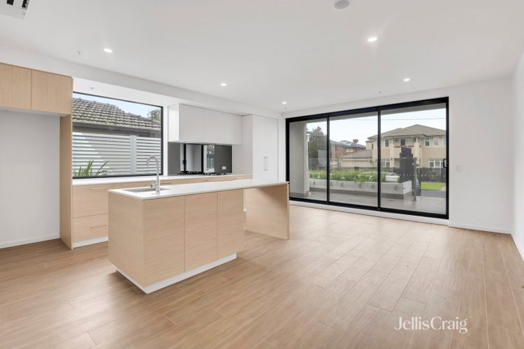 g04/11 Bent Street Altona 3018