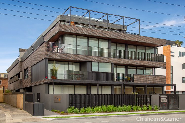G05 47 Ormond Esplanade Elwood 3184