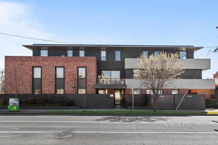 g05 687 Toorak Road Kooyong 3144