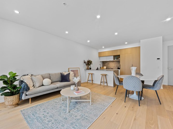 G07 72 Galileo Gateway Bundoora 3083