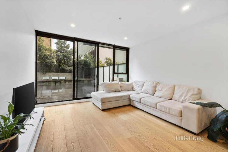 G08 188 Whitehorse Road Balwyn 3103