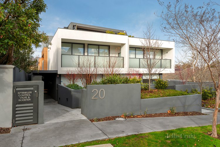 G08/20 Weir Street Balwyn 3103