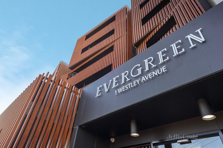 G09/1 Westley Avenue Ivanhoe 3079