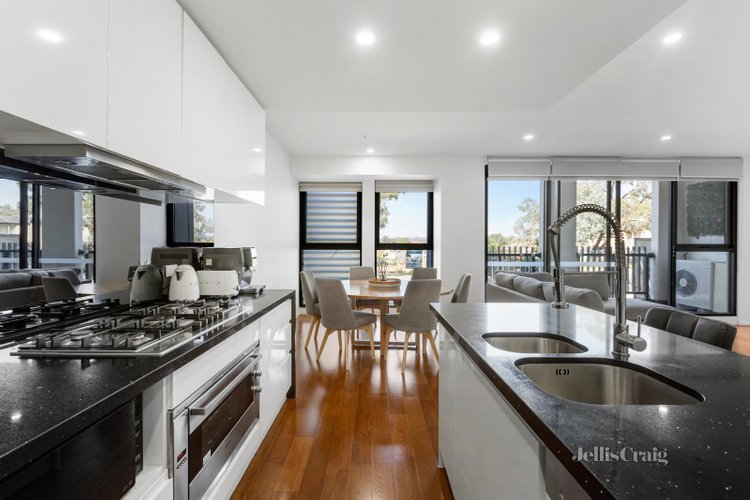 G3 3 Red Hill Terrace Doncaster East 3109