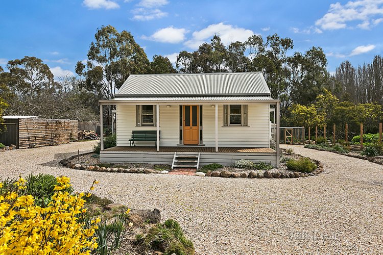 Hopewell Cottage 19 Ross Street Malmsbury 3446