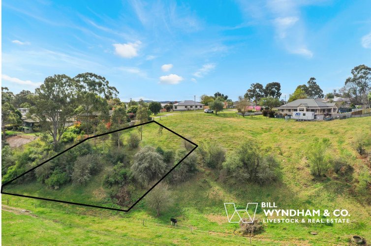 2L199 Wallace Street, Bairnsdale
