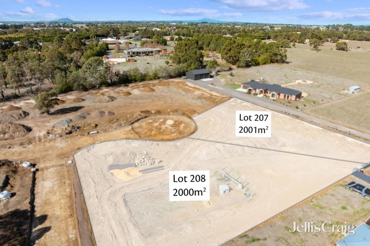 Lot 207 Oakley Place Cardigan 3352