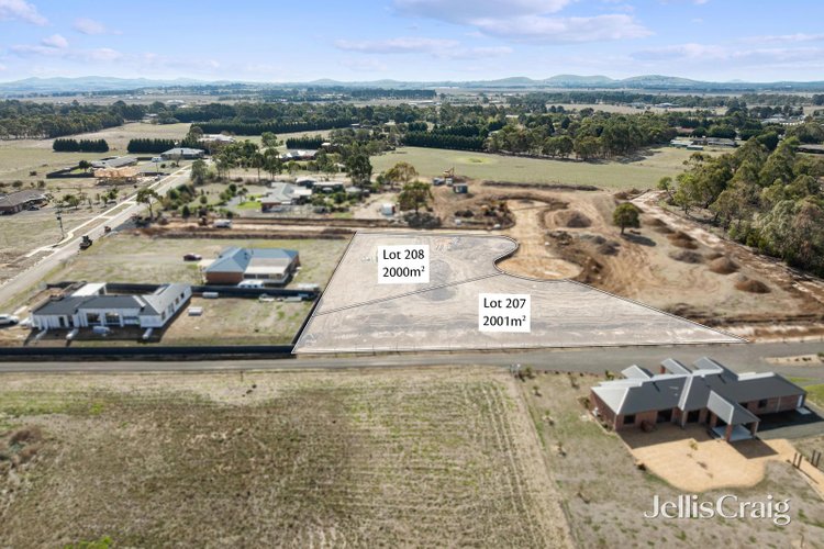 Lot 208 Oakley Place Cardigan 3352