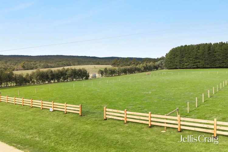 Lot 2 24 Collins Road Glenlyon 3461