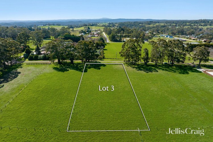Lot 3, 24 Collins Road Glenlyon 3461