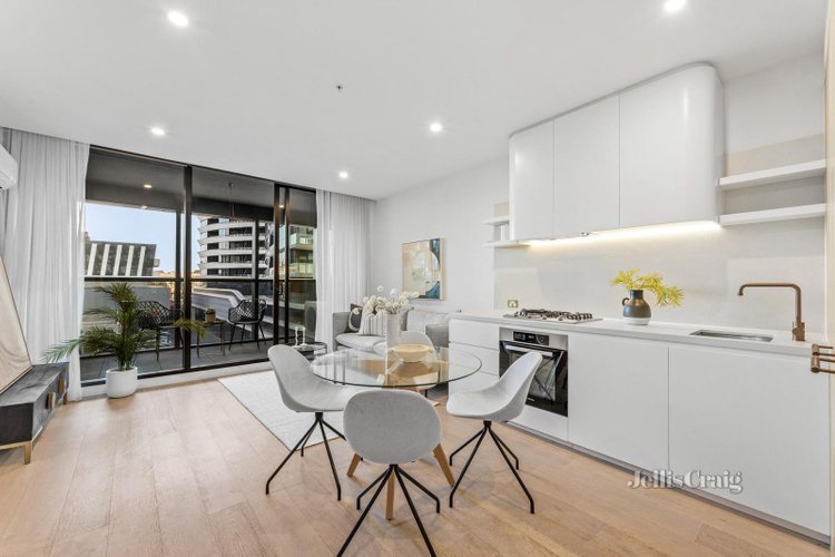 M104 25 Osullivan Road Glen Waverley 3150