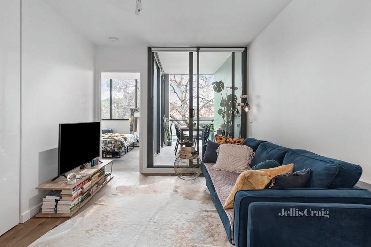 M1 110 Keilor Road Essendon North 3041